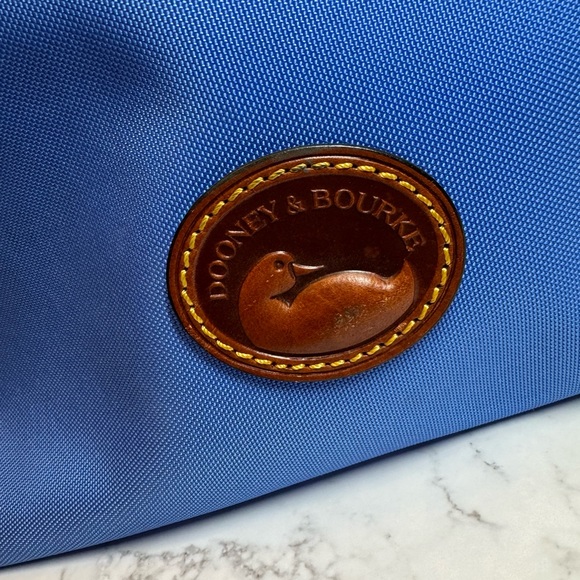 DOONEY & BOURKE HOBO BAG in very good used condition - Picture 3 of 12